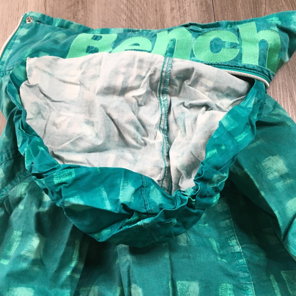 Bench Lightweight Jacket Small - image 8